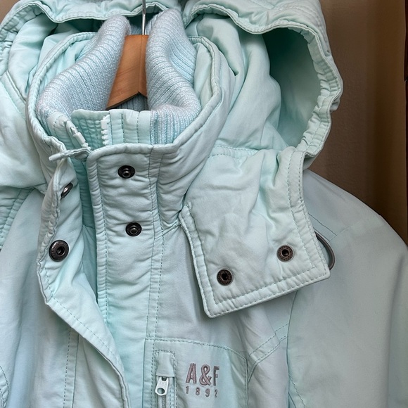 Abercrombie & Fitch Kids All Season Weather Warrior Jacket Size Small - Picture 4 of 12